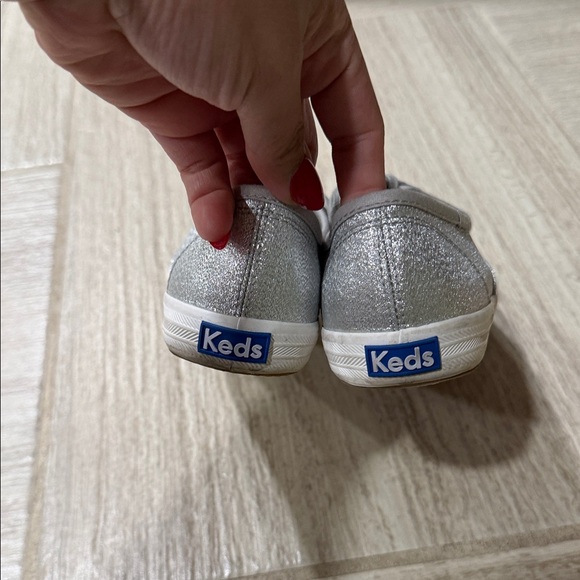 Keds Women's Shimmering Silver Sneakers - Picture 5 of 5